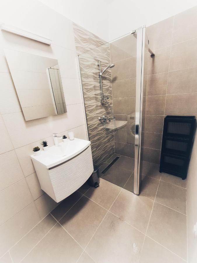 Polei Istria Lägenhet Pula Exteriör bild