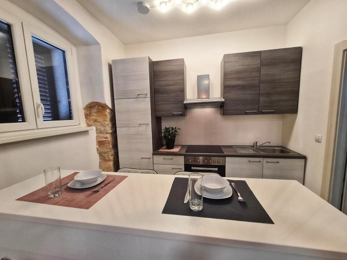 Polei Istria Lägenhet Pula Exteriör bild