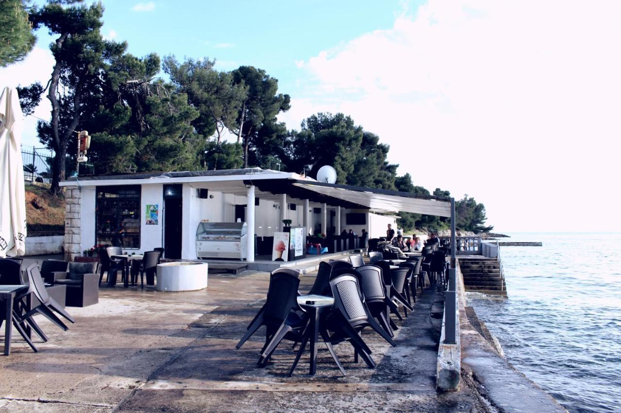 Polei Istria Lägenhet Pula Exteriör bild