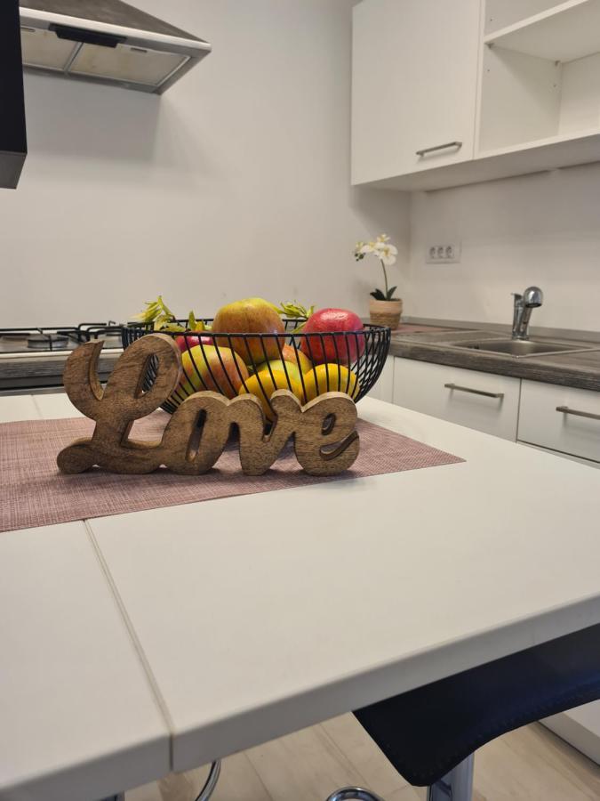 Polei Istria Lägenhet Pula Exteriör bild