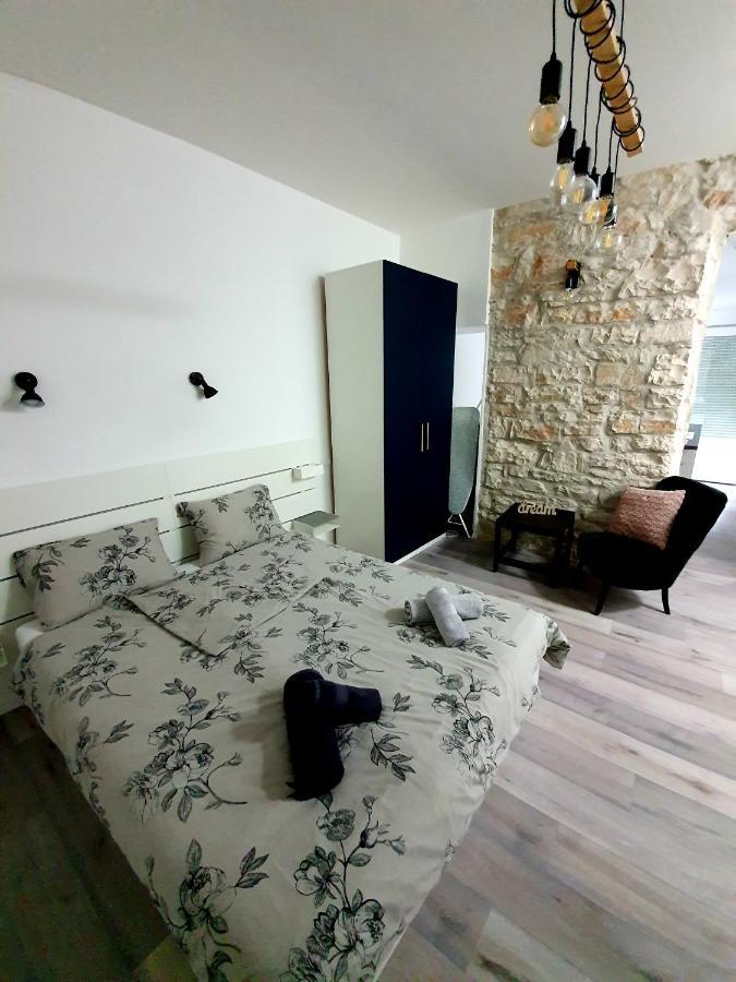 Polei Istria Lägenhet Pula Exteriör bild